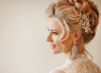 bridal hair qualificationsphoto